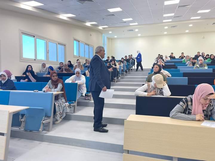 إنطلاق إمتحانات الميدتيرم بالجامعة التكنولوجية ببرج العرب