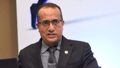 د. علاء عطية عميد طب أسيوط
