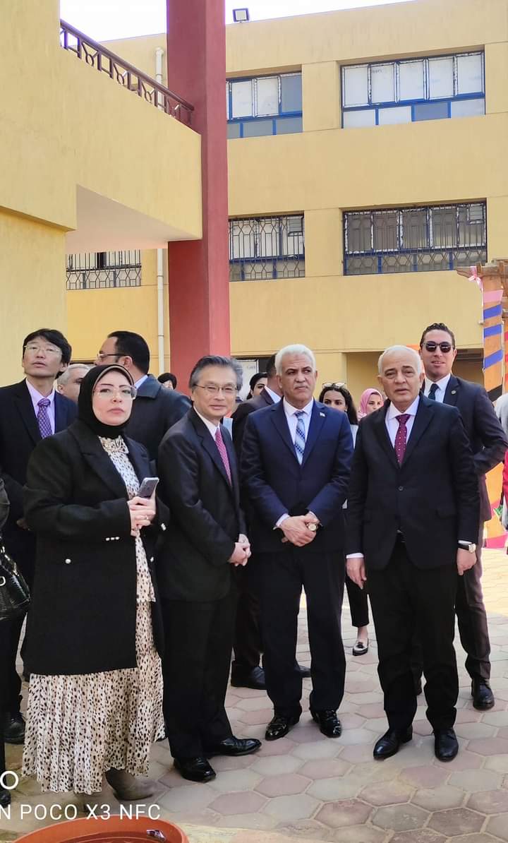 وزير التعليم والسفير الياباني يتفقدان المدرسة المصرية اليابانية بزهراء مدينة نصر