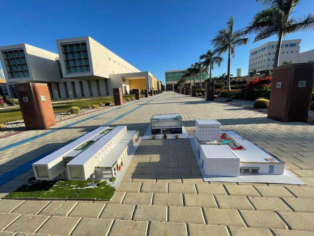 مشروعات لتصميم نماذج معمارية لمبانى الجامعة اليابانية