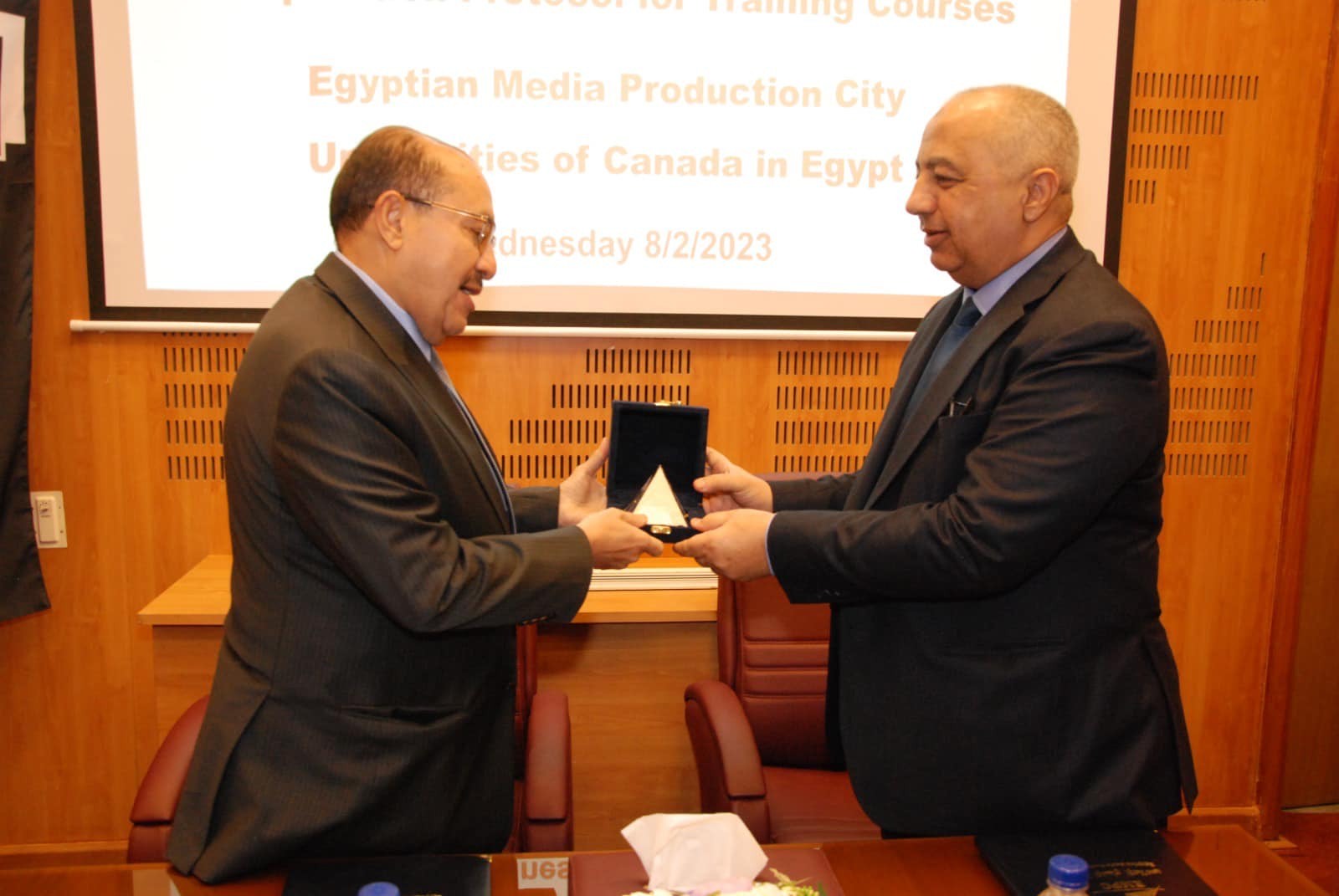 فرع جامعة تورونتو متروبوليتان بالقاهرة يعقد إتفاقية تعاون مع مدينة الإنتاج الإعلامي