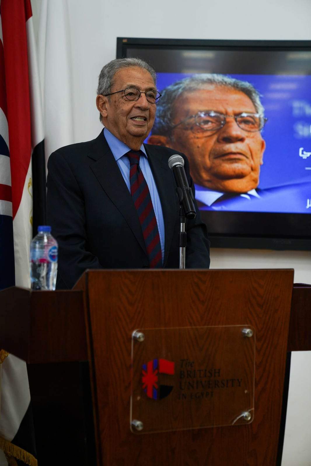 «عمرو موسي» يشارك في ندوة «دردشة في السياسة» بالجامعة البريطانية في مصر