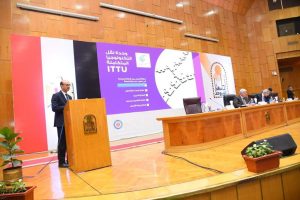 وزير التعليم العالي ورئيس جامعة أسيوط يشاركان في ندوة علمية حول مُخرجات الاستراتيجية الوطنية للتعليم العالي