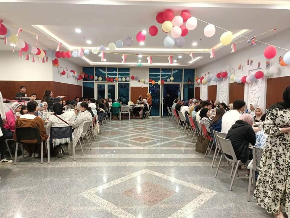 أول إفطار رمضاني في جامعة حلوان الأهلية