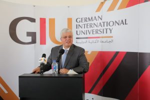 وزير التعليم العالي يشهد احتفالية تسليم الطلاب المُتفوقين بالجامعة الألمانية الدولية منح التميز الأكاديمي