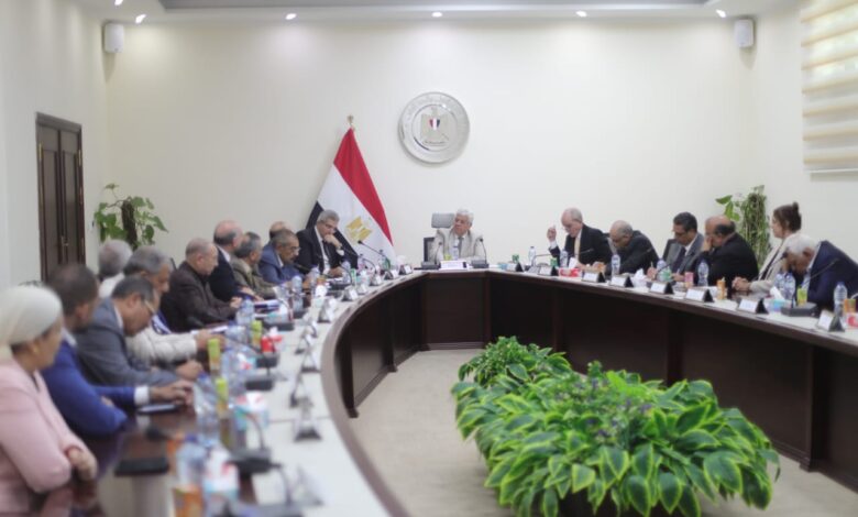 وزير التعليم العالي يترأس اجتماع مجلس شئون المعاهد العالية الخاصة - نتعلم  مصري