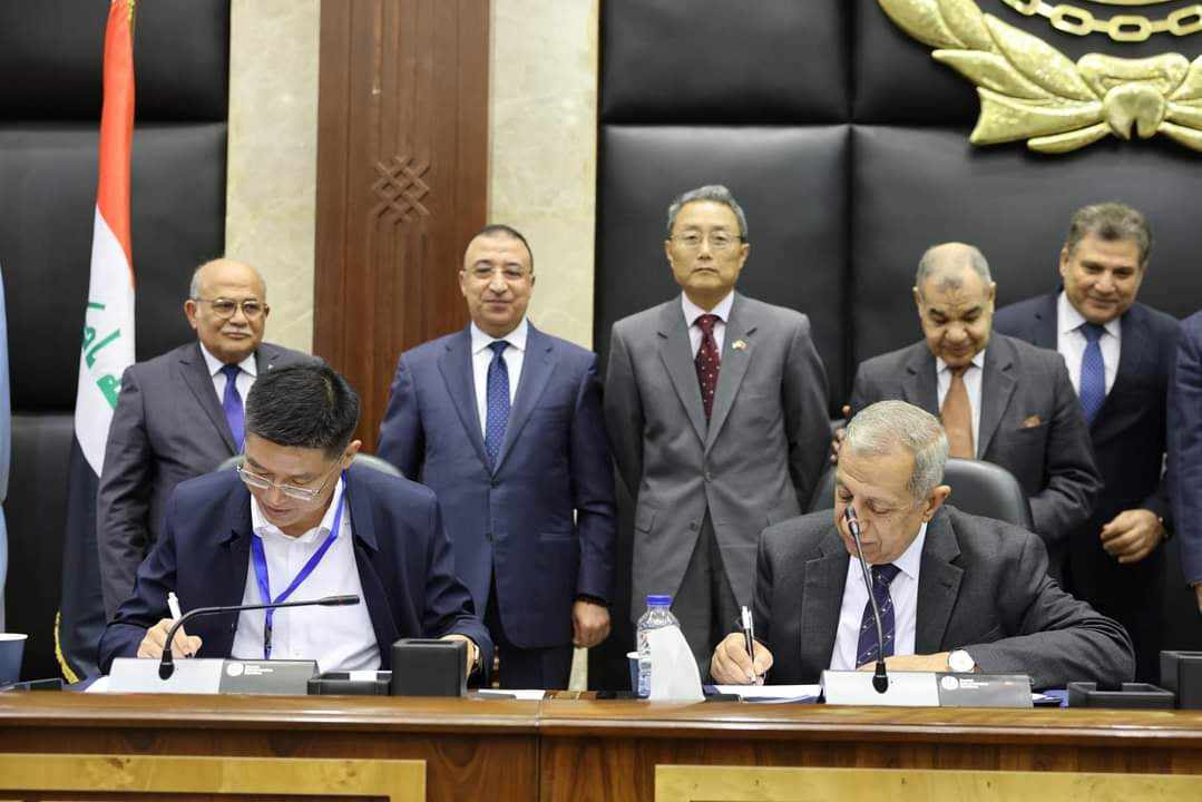 الأكاديمية العربية توقع اتفاقية تعاون مشترك مع شركة (CSCEC) الصينية
