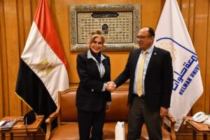 رئيس جامعة حلوان يستقبل سفيرة المكسيك بالقاهرة