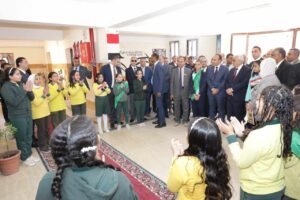 وزير التعليم يتفقد مدرسة "المنيا الجديدة الرسمية للغات"