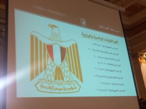 رئيس جامعة القاهرة خلال المؤتمر الصحفي