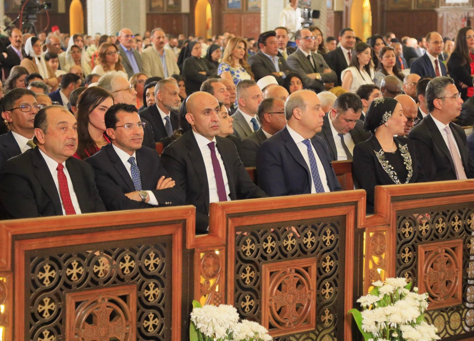 وزير التعليم يشارك في قداس عيد القيامة المجيد بالكاتدرائية المرقسية بالعباسية