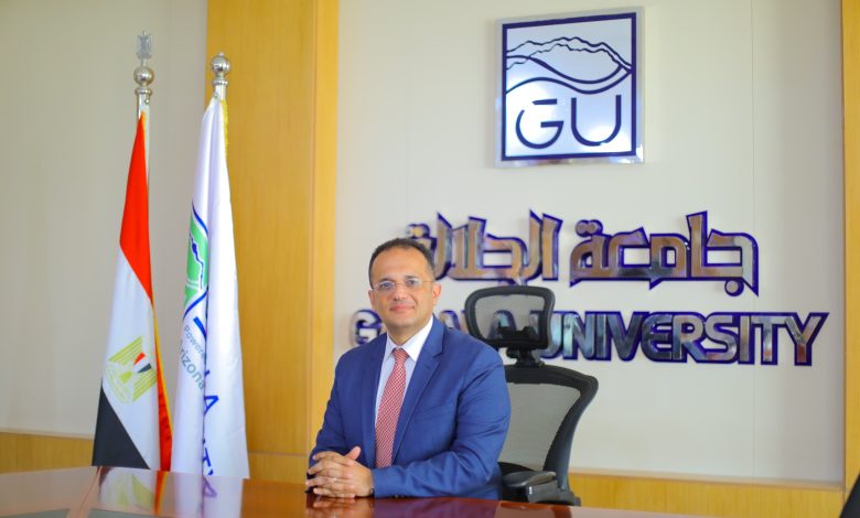 د. محمد الشناوي رئيس جامعة الجلالة