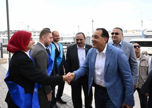 رئيس الوزراء يتفقد جامعة بنها الأهلية بمدينة العبور