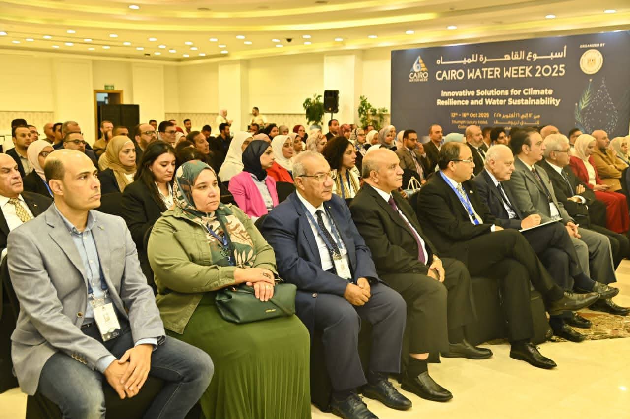وزيرا التعليم العالي والري يشهدان فعاليات الجلسة الختامية لمسابقة مشروعات التخرج ضمن فعاليات أسبوع القاهرة الثامن للمياه (٢)