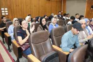 إعلام القاهرة تستضيف ندوة حول «الإعلام ورياضة المرأة» - ٢
