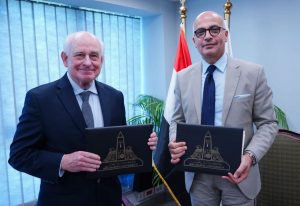 اتفاقية تعاون بين جامعة عين شمس ومؤسسة انشنت إيجيبت للأبحاث