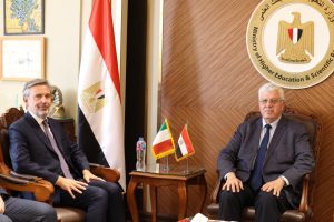 وزير التعليم العالي يستقبل السفير الإيطالي بالقاهرة ويشيد بالتعاون بين البلدين