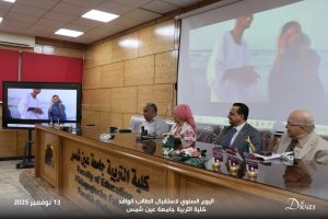 تربية عين شمس تحتفي بالطلاب الوافدين في أجواء فرعونية