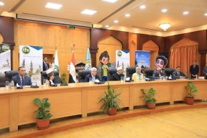 وزير التعليم العالي يشهد احتفالية العرض الخاص للمسلسل الكرتوني «نور وصندوق الأسرار» بجامعة الأزهر - ٢