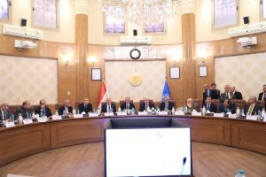 وزير التعليم العالي يكرم الجامعات الفائزة بمسابقة أفضل جامعة صديقة للبيئة 2024-2025