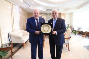 وزير التعليم العالي يستقبل الممثل الخاص للرئيس الروسي لبحث تعزيز التعاون (٢)