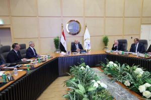 الفريق كامل الوزير يترأس اجتماعاً لإدارة معهد تدريب الموانئ ويشيد بجهود تأهيل الكوادر بالذكاء الاصطناعي