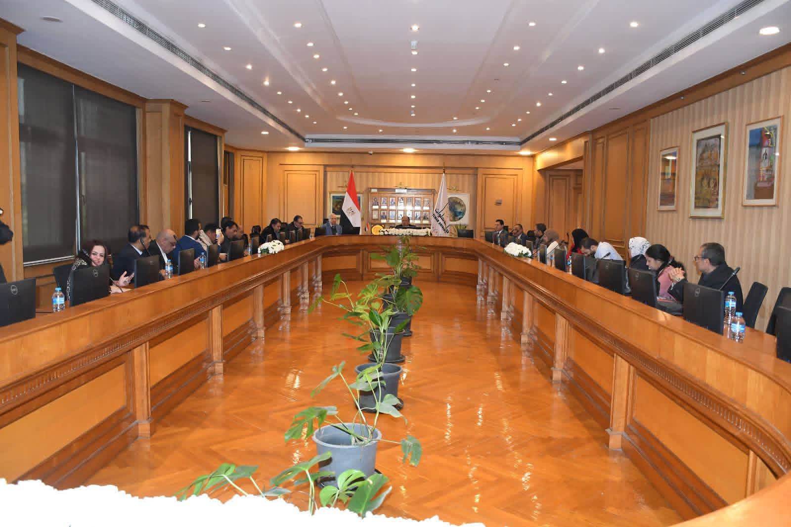 جامعة العاصمة تعلن هويتها في مؤتمر صحفي موسّع بحضور قيادات الجامعة وممثلي الصحف