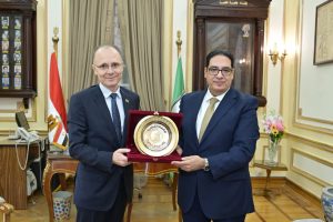 رئيس جامعة القاهرة يستقبل سفير بلغاريا بالقاهرة لبحث تعزيز التعاون الأكاديمي والبحثي