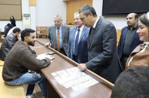 انتظام امتحانات الفصل الدراسى الأول بالأكاديمية الدولية للهندسة وعلوم الإعلام (٢)