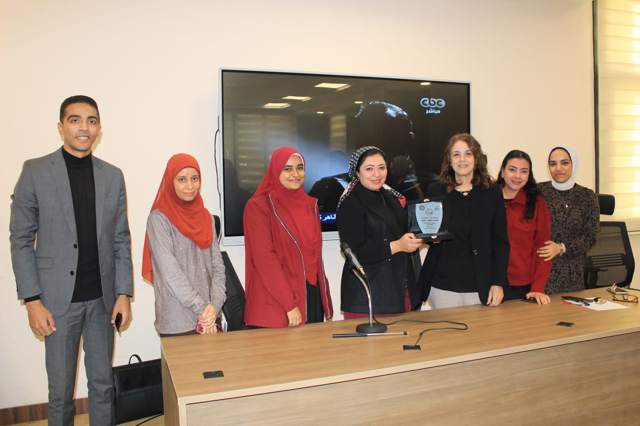 "الكلمة والصوت والصورة.. كيف نبني تحقيق صحفي وتلفزيوني احترافي" ورشة عمل بإعلام عين شمس