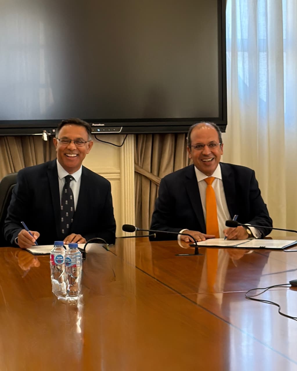 الجامعة البريطانية في مصر توسّع شراكاتها الدولية بتوقيع بروتوكول تعاون مع جامعة ولفرهامبتون البريطانية
