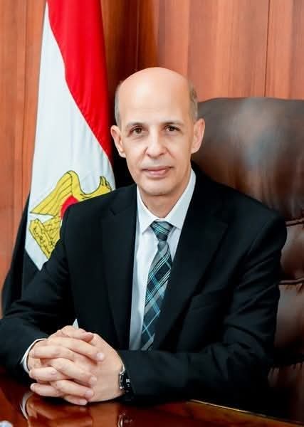 رئيس جامعة بني سويف يحيل واقعة تعدي عضو هيئة تدريس على عميد ومدير كلية للتحقيق مع إيقافها عن العمل