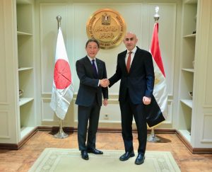 وزير التربية والتعليم يبحث مع وفد البرلمان الياباني وسفير اليابان سبل مواصلة تعزيز التعاون المشترك
