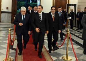 برعاية السيدة انتصار السيسي.. رئيس الوزراء يشهد احتفالية إطلاق المبادرة الوطنية لدعم الطلاب المتفوقين بالجامعات المصرية "منحة علماء المستقبل"