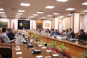 مجلس جامعة المنيا يعتمد الهوية البصرية للجامعة وشعارات الكليات الجديدة لتعزيز الصورة المؤسسية