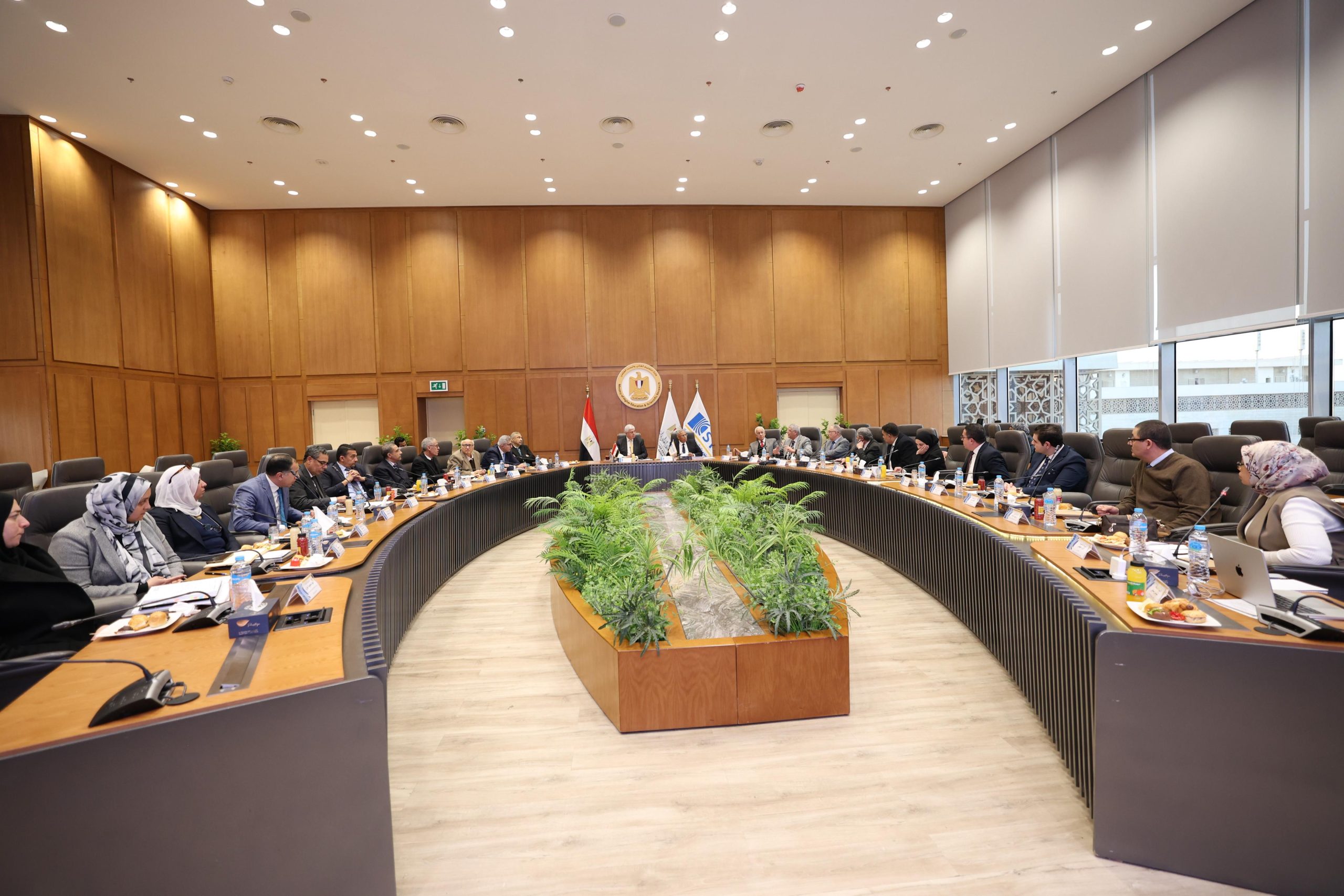 وزير التعليم العالي يترأس اجتماع مجلس إدارة هيئة تمويل العلوم والتكنولوجيا والابتكار