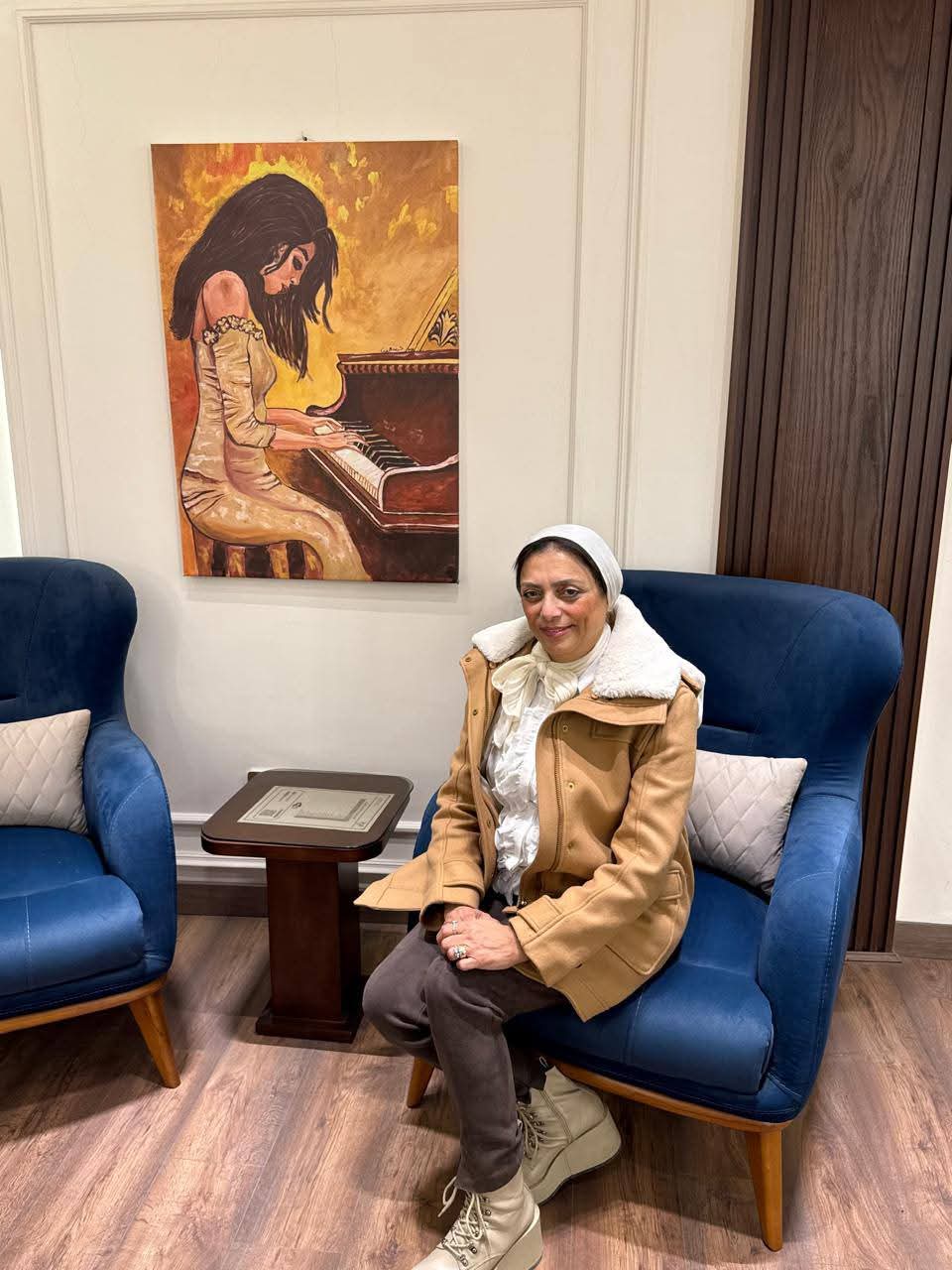 مسيرة تجمع بين الطب والفن | عميد طب قصر العيني يحتفي بتجربة فنية رفيعة للدكتورة شيرين مصطفى الجنجيهي