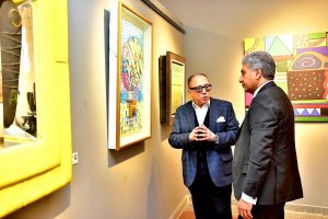 وزير السياحة والآثار يجري زيارة لمتحف الفن المعاصر بجامعة العاصمة