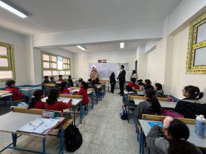 مدير تعليم القاهرة تتابع انتظام سير العملية التعليمية على أرض الواقع