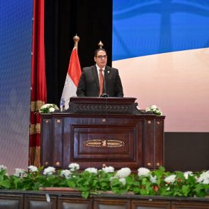 برعاية رئيس الوزراء.. انطلاق فعاليات مؤتمر جامعة القاهرة حول التحكيم في عقود الاستثمار