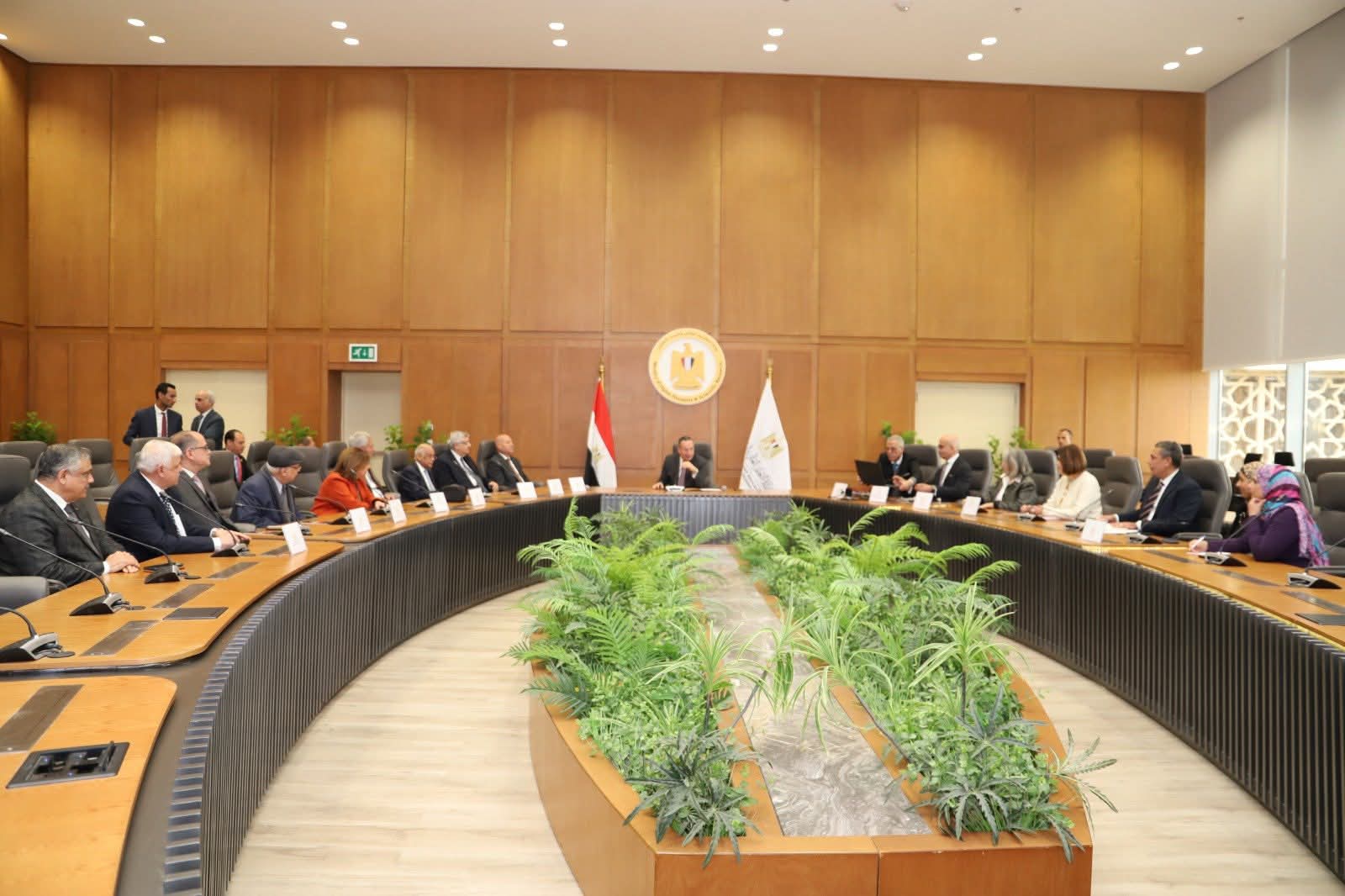 وزير التعليم العالي: الجامعات الأهلية تستمد قوتها من الجامعات الحكومية الأم