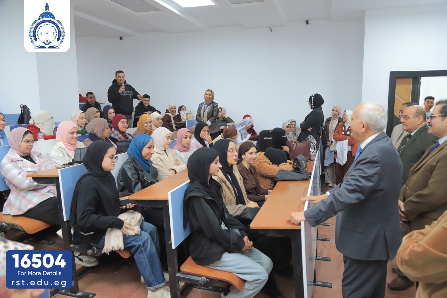 انتظام الدراسة في بداية الفصل الدراسي الثاني بكليات جامعة الريادة