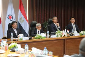 الجامعة المصرية اليابانية تستضيف وفدًا من كبرى الشركات اليابانية لبحث فرص التدريب والتعاون