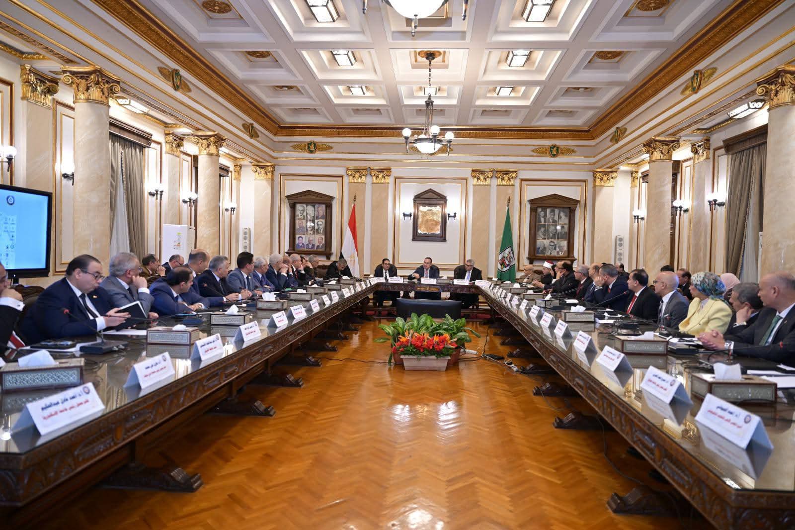 بروتوكول تعاون استراتيجي بين جامعتي القاهرة وأسوان لتعزيز الدراسات الإفريقية والبحث العلمي