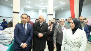 جامعة الفيوم تفتتح معرض التضامن «عطاء مستمر»