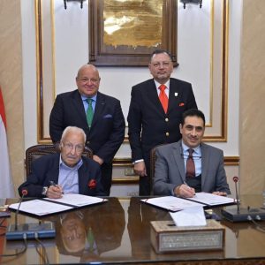 بروتوكول تعاون بين جامعة القاهرة وجمعية إنسان للتنمية الصحية والمجتمعية