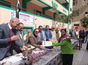 تعليم القاهرة تحتفي بأوائل التخصصات الزخرفية العملية