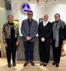 نائب رئيس جامعة عين شمس تستقبل نائب رئيس جامعة الغارف (Algarve) البرتغالية