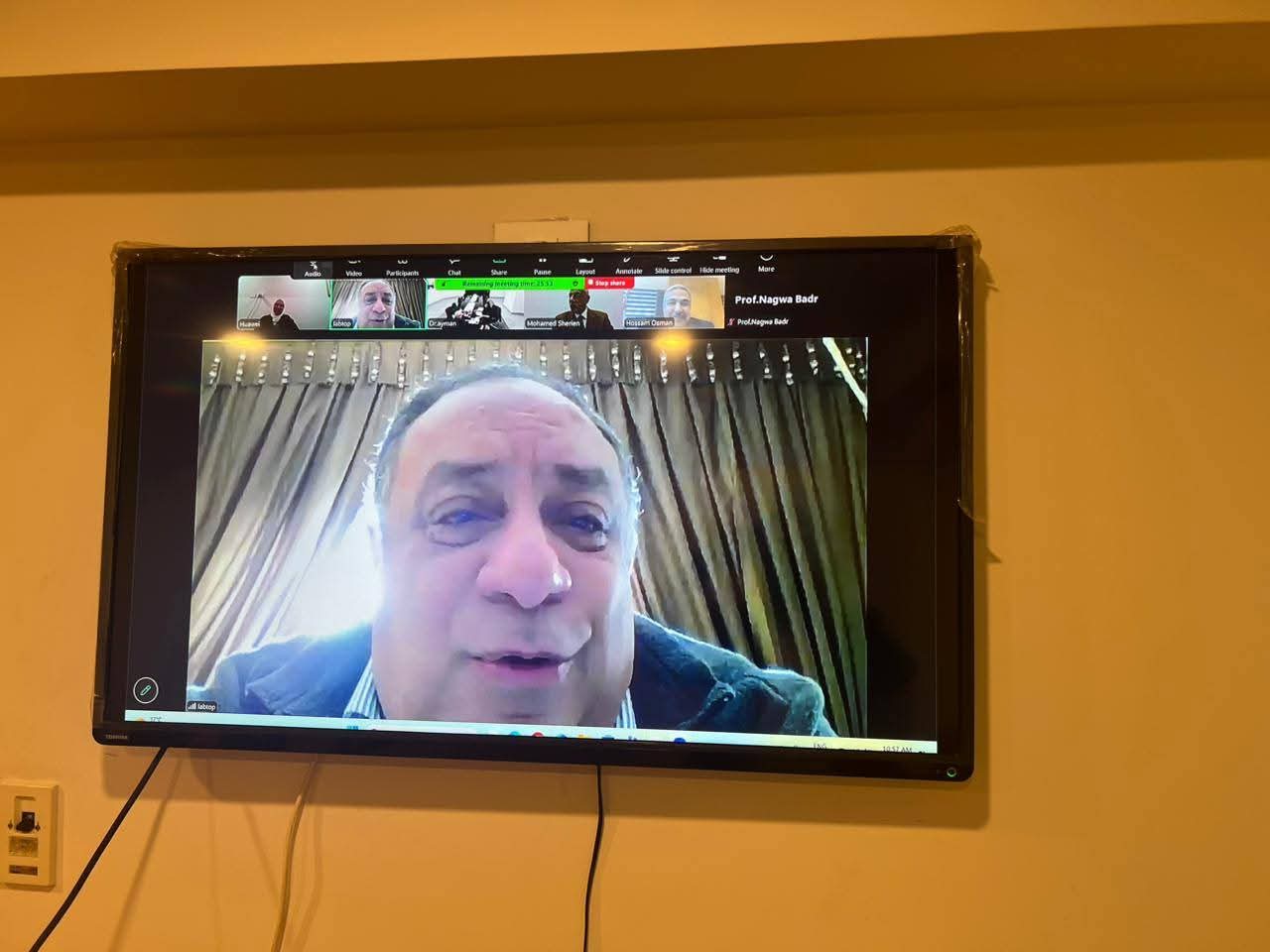 أمين مجلس شؤون أفرع الجامعات الأجنبية تترأس الاجتماع التنسيقي