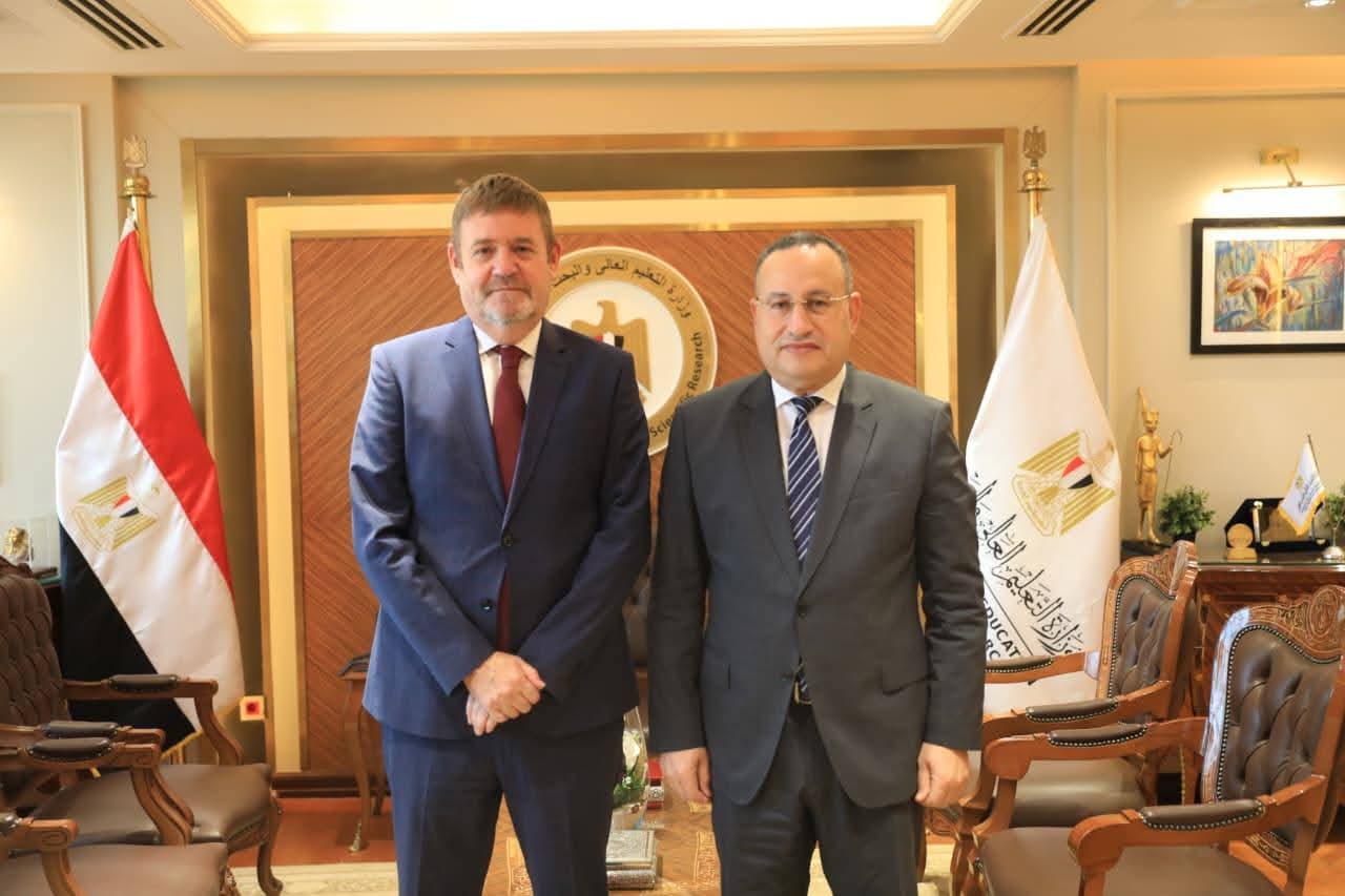 وزير التعليم العالي يبحث مع المجلس الثقافي البريطاني توسيع آفاق التعاون
